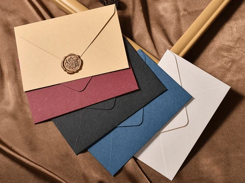 Mistake #1: Choosing the Wrong Paper Weight Mistake #1: Choosing the Wrong Paper Weight